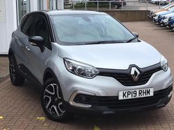 Silver Used 2019 Renault Captur Iconic SUV | £8,995 (Fair price)