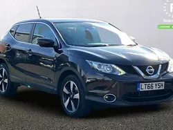 Black Used 2016 Nissan Qashqai N-Connecta SUV | £12,899 (Fair price)