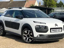 White Used 2015 Citroën C4 Cactus Flair Hatchback | £4,588 (Good price)