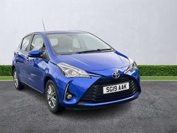Blue Used 2019 Toyota Yaris Hatchback | £12,899 (Fair price)