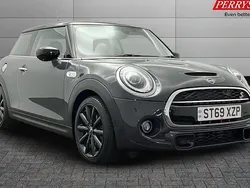 Used 2020 Mini Cooper S Classic Hatchback | £15,662 (Good price)