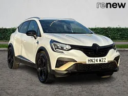 White Used 2024 Renault Captur Engineered SUV | £19,750 (Fair price)
