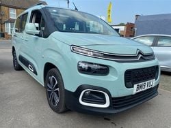 Green Used 2019 Citroën Berlingo Flair MPV | £11,995 (Good price)