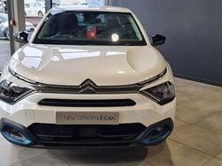 White New 2025 Citroën e-C4 Shine SUV | £19,999 (Fair price)