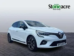White Used 2023 Renault Clio V Techno Hatchback | £15,350 (Fair price)