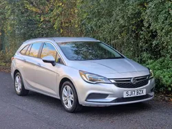 Silver Used 2017 Vauxhall Astra Design Edition Estate | £2,995 (Good price)