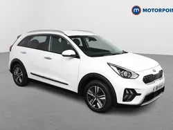 White Used 2020 Kia Niro 2 SUV | £16,199 (Fair price)
