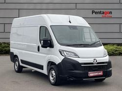 Kaolin white New 2025 Vauxhall Movano S Van | £22,495 (Super price)