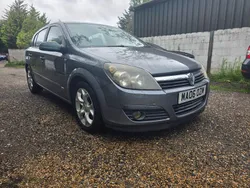 Grey Used 2006 Vauxhall Astra Hatchback | £500 (Good price)