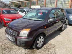 Red Used 2009 Ford Fusion Style Hatchback | £995 (Super price)