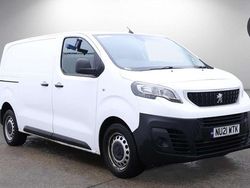 White Used 2021 Peugeot Expert Van | £8,750 (Good price)