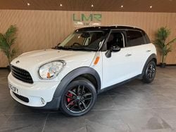 White Used 2012 Mini Cooper Countryman SUV | £6,250 (Fair price)