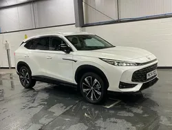 White Used 2024 MG HS Trophy SUV | £23,998