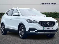 White Used 2019 MG ZS Exclusive Sedan | £9,400 (Fair price)