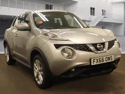 Silver Used 2016 Nissan Juke N-Connecta SUV | £6,490 (Good price)
