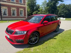 Red Used 2016 Skoda Octavia vRS Estate | £8,950 (Fair price)