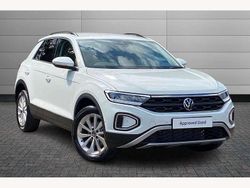 Pure white Used 2025 VW T-Roc Match SUV | £24,050 (Fair price)