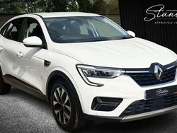 White Used 2021 Renault Arkana Iconic SUV | £14,470 (Fair price)
