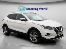 White Used 2019 Nissan Qashqai N-Motion SUV | £10,700 (Good price)