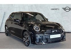 Midnight black ii Used 2025 Mini Cooper Sport Hatchback | £29,995