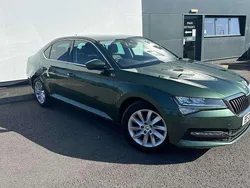 Emerald green metallic Used 2021 Skoda Superb SE Technology Hatchback | £14,995 (Good price)