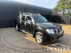Black Used 2010 Nissan Navara Tekna Pickup | £4,000 (Super price)