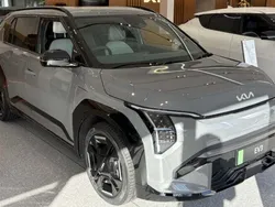 New 2025 Kia EV3 GT-Line SUV | £40,130 (A bit pricey)