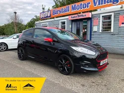 Black Used 2015 Ford Fiesta Zetec Hatchback | £5,295 (Fair price)