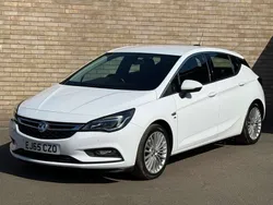 White Used 2015 Vauxhall Astra Elite Hatchback | £4,695 (Fair price)