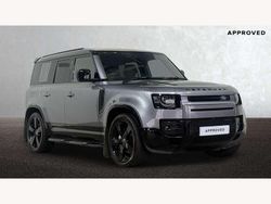 Green Used 2022 Land Rover Defender SE SUV | £55,195 (Expensive)