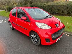 Red Used 2010 Peugeot 107 Hatchback | £995 (Super price)
