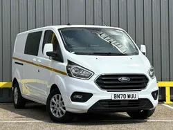 White Used 2020 Ford Transit Custom Limited Estate | £18,795 (Good price)