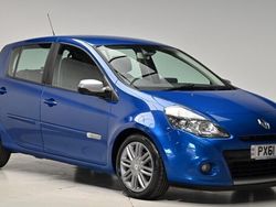 Blue Used 2011 Renault Clio II Dynamique Hatchback | £4,180 (Expensive)