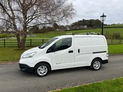 White Used 2016 Nissan e-NV200 Acenta Van | £5,950 (Good price)