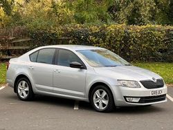 Silver Used 2015 Skoda Octavia SE Hatchback | £5,495 (Super price)