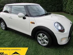 White Used 2014 Mini ONE Hatch Hatchback | £6,499 (Fair price)