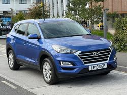 Blue Used 2019 Hyundai Tucson SE SUV | £12,495 (Fair price)