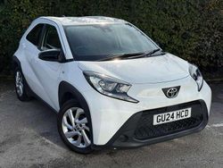 White Used 2024 Toyota Aygo PURE Hatchback | £13,499 (Fair price)