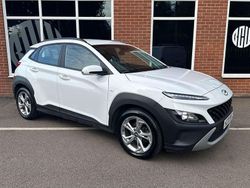 White Used 2022 Hyundai Kona SE SUV | £10,100 (Good price)