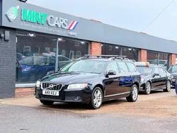 Black Used 2011 Volvo V70 SE Lux Estate | £7,995 (Expensive)