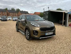 Green Used 2017 Kia Sportage 4 SUV | £8,295 (Fair price)
