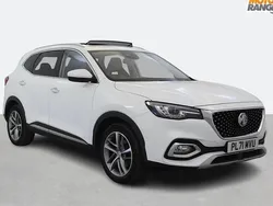 White Used 2021 MG HS Exclusive SUV | £14,695 (Fair price)