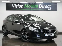 Black Used 2017 Volvo V40 Momentum Estate | £5,240 (Fair price)