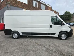 White Used 2020 Citroën Relay Van | £10,995 (Super price)