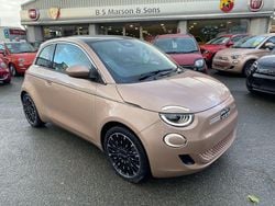 New 2025 Fiat 500e La Prima Hatchback | £31,685