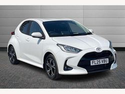 Pure white Used 2025 Toyota Yaris Hybrid Design Hatchback | £20,150 (Fair price)