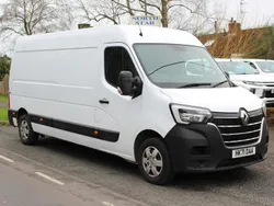 White Used 2021 Renault Master Business Van | £13,250 (Good price)