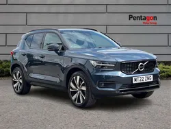 Blue Used 2022 Volvo XC40 R-Design Pro SUV | £26,250 (Fair price)