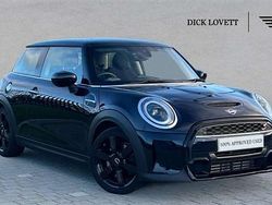 Black Used 2023 Mini Cooper S Classic Hatchback | £21,700 (Fair price)