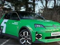 New 2025 Renault R5 Komfort Hatchback | £24,850 (Good price)